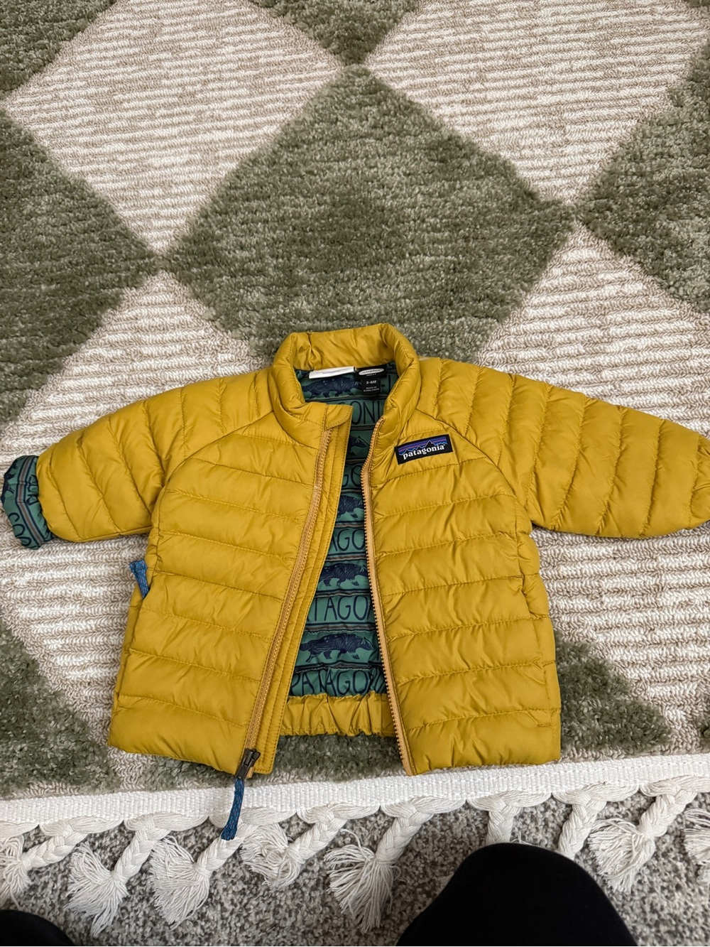 Patagonia Mustard Yellow Puffer Jacket with Patterned Green Lining